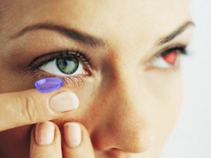 Girl Putting in Wii2 Contact Lenses