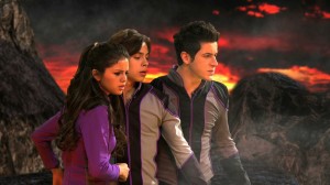 Wizards of Waverly Place - Who Will Be the Family Wizard - Alex (Selena Gomez) Max (Jake T. Austin) and Justin (David Henrie) in the Wizard Competition