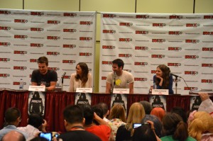 Arrow panel at Fan Expo - Stephen Amell, Katie Cassidy, Colin Donnell and Willa Holland